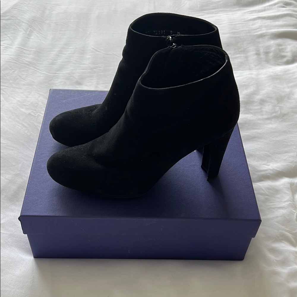 Stuart Weitzman Black Heeled Boots Ankle Design